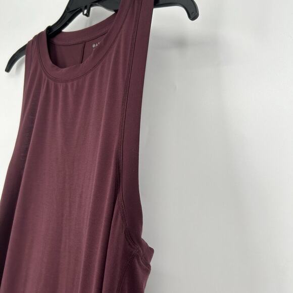 Athleta Essence Relaxed High Low Hem Tank Top Burgundy Racerback Size S - Picture 5 of 10